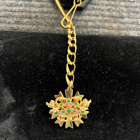 Lanyard Statement Necklace - Picture 3 of 8